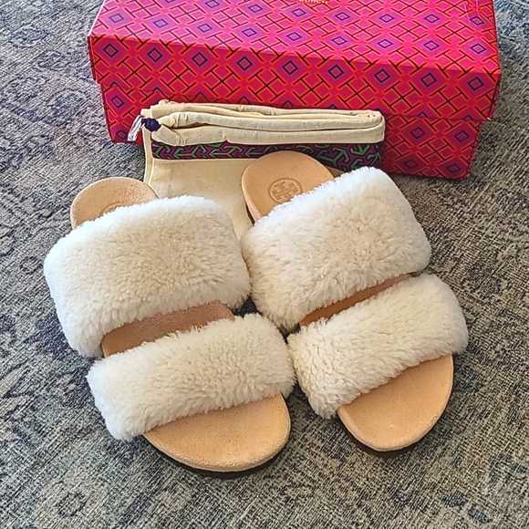 Tory Burch Shoes - Tory Burch Sheldon Shearling Slides